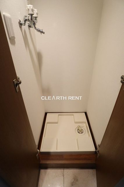 パレステュディオ新宿パークサイド10階 室内洗濯機置き場