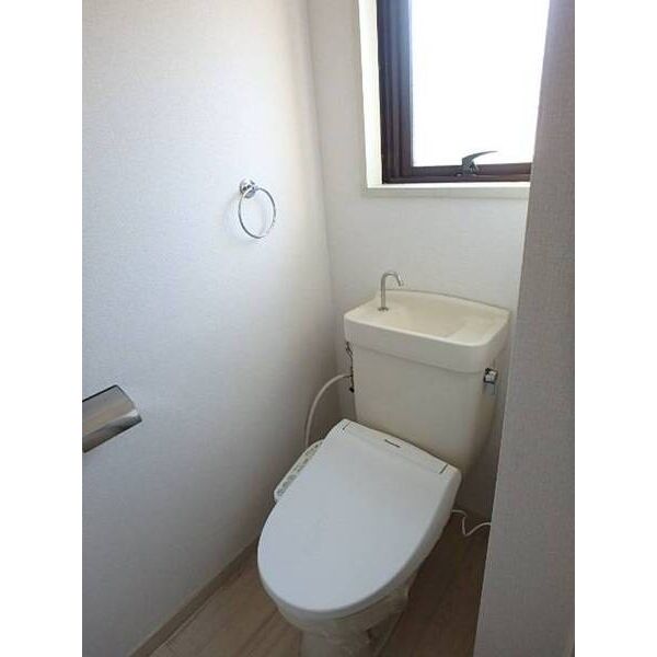 ロイヤルエモンド松戸 トイレ