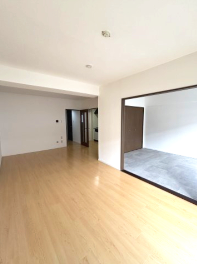 アーク・アン・シェル0205号室 内観