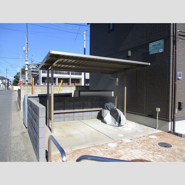 フロレスタ 駐輪場