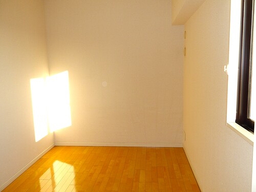 エクシオ中浦和レジデンス6階 LD横洋室　※2025年10月撮影