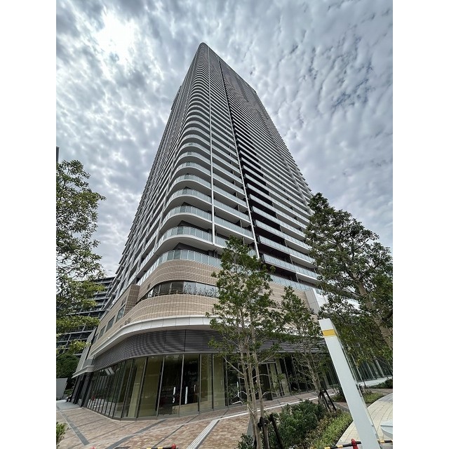 ＨＡＲＵＭＩ　ＦＬＡＧ　ＳＵＮ　ＶＩＬＬＡＧＥ　Ｔ棟5010号室 2025年6月撮影