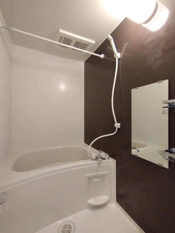 ソルナクレイシア平和台1階 お風呂