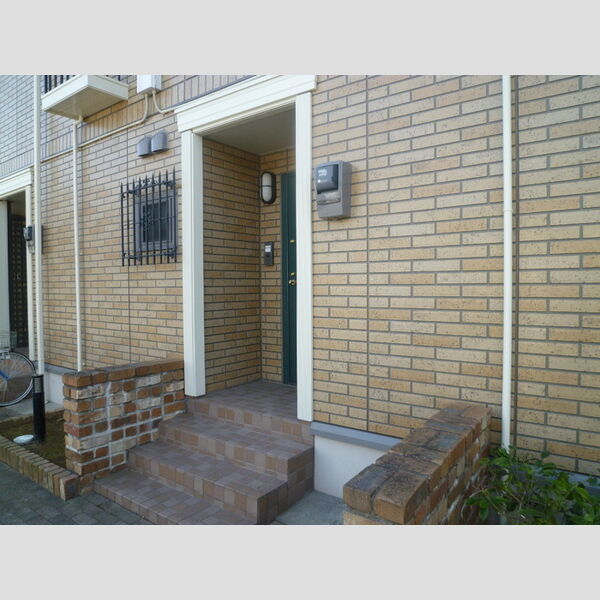 ローズコート宝町 エントランス