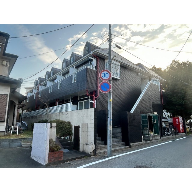 セフィール北柏205号室 外観