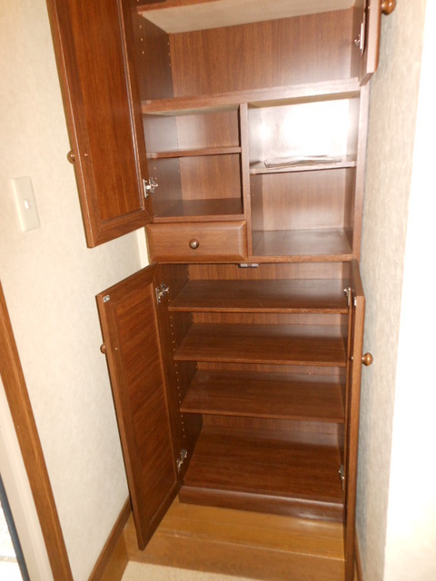 パークハイツⅡ0102号室 下駄箱