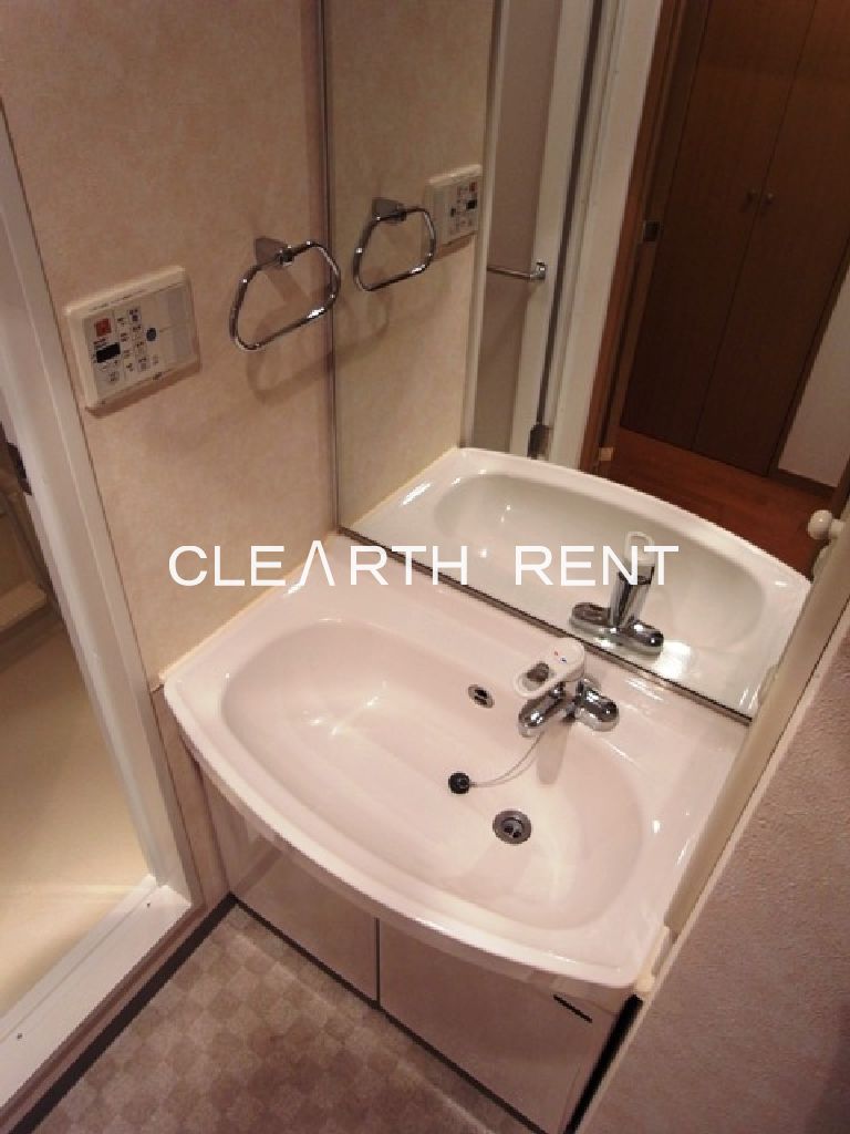 パレステュディオ新宿御苑前 同タイプ別住戸写真となります。現況と異なる場合がございます。