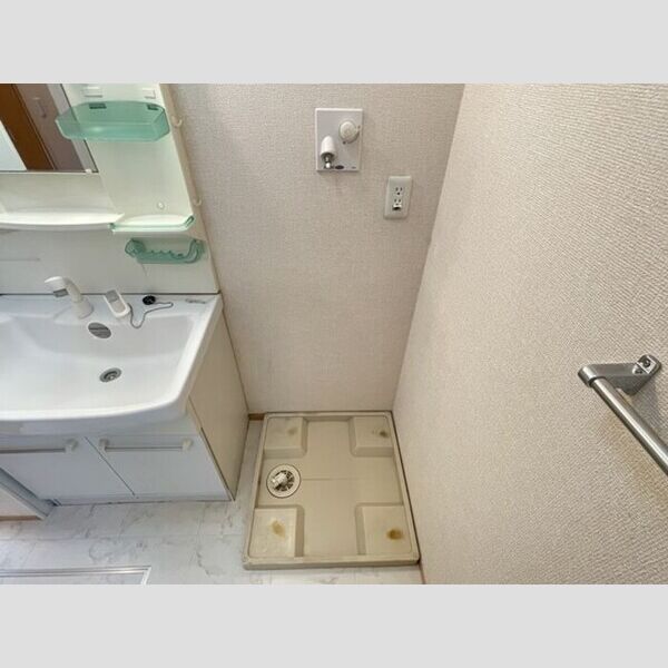 アピテ・プランシェ101号室 室内洗濯機置場