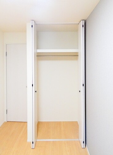 ルミケオ大手町2階 洋室約5.3畳　クロゼット