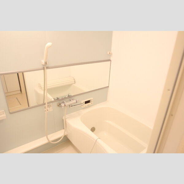 カーサニコルⅤ 追い焚き機能付きのバス