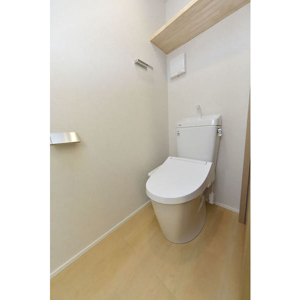 Casa・aceroC号室 トイレ