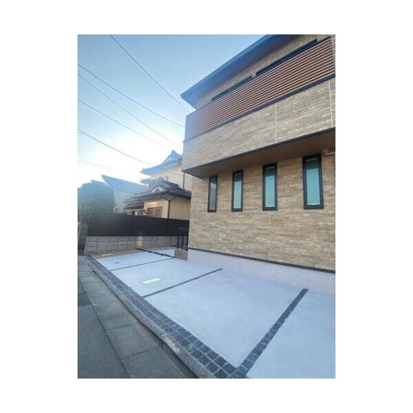 練馬区南田中3丁目戸建B棟 駐車場