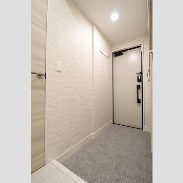 D-PRECIOUS武蔵野 玄関