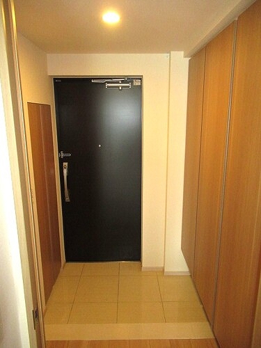 ライオンズタワー柏5階 玄関