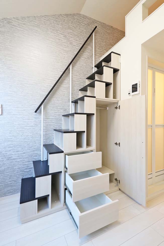 ハーモニーテラス中村南2階 内観