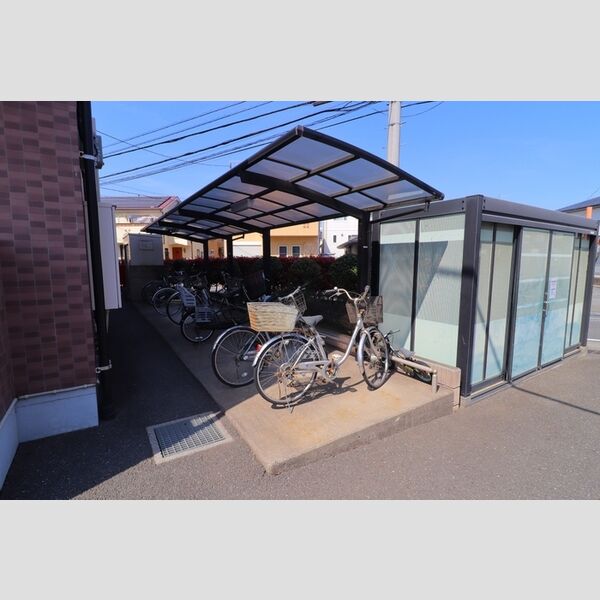 パストラルピア 駐輪場