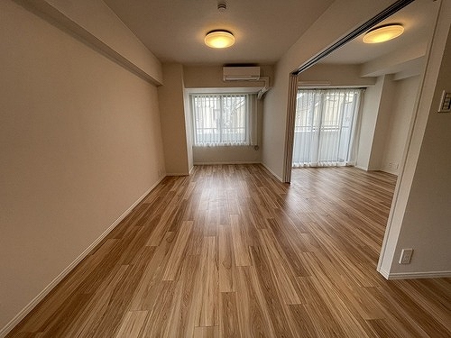 コスモ新小岩サウスコート リビング（内装後）