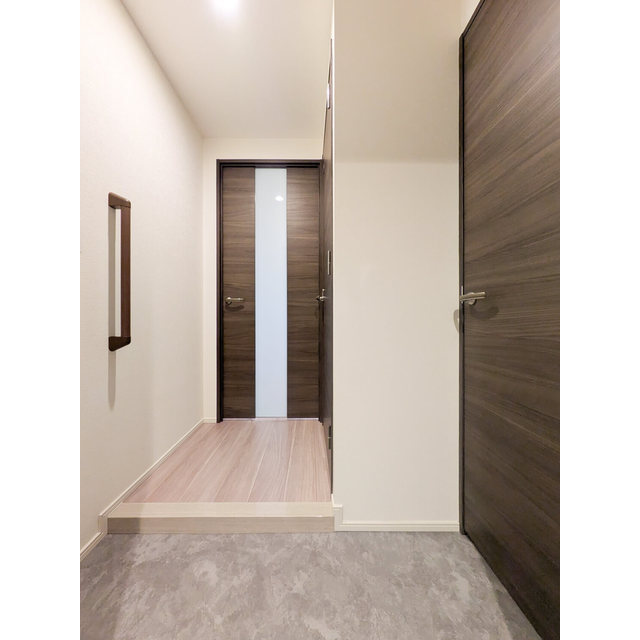 プライムガーデン若木0508号室 玄関