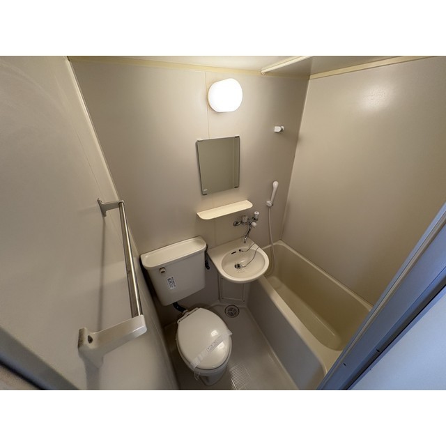 リュミエ本厚木305号室 お風呂