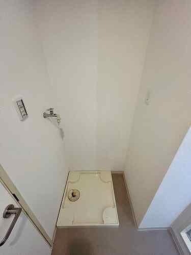 ダイアパレス立石 洗濯機置場（内装後）