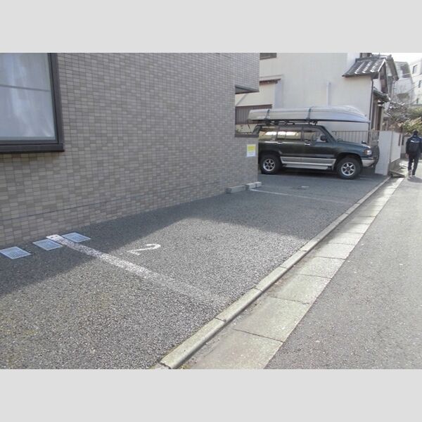 グランドール 駐車場