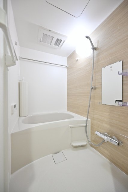 ＣＥＮＴＲＡＬ　ＧＡＲＤＥＮ　ＲＥＳＩＤＥＮＣＥ　ＴＯＫＹＯ2階 お風呂