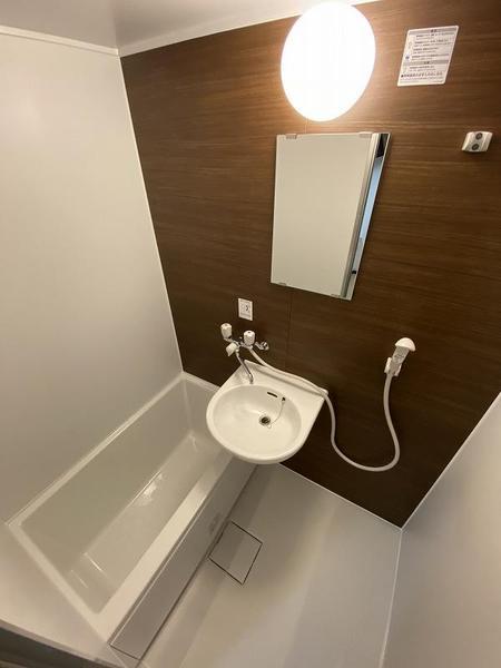 バーナルヒルズⅡＢ2階 同建物別部屋の参考画像