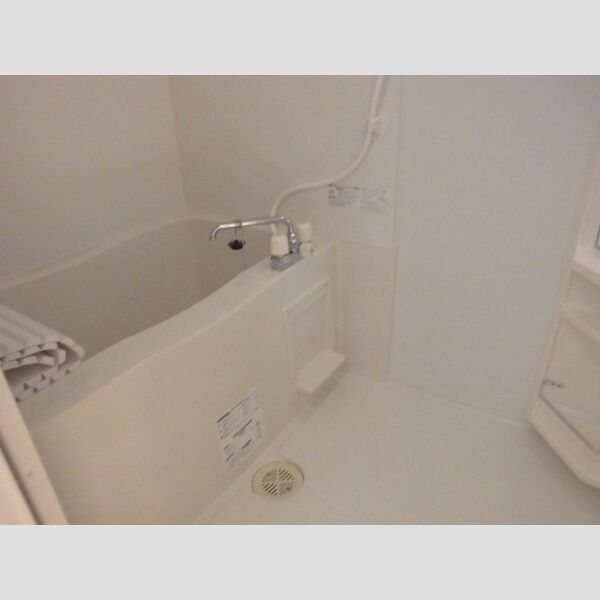 ラ・オート・リズィール ■浴室乾燥機付のバスルームです■