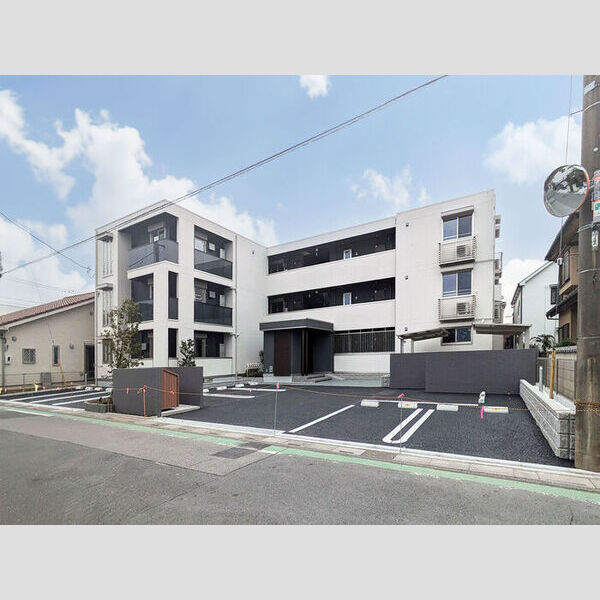 ヴィアレット　Ⅷ102号室 外観