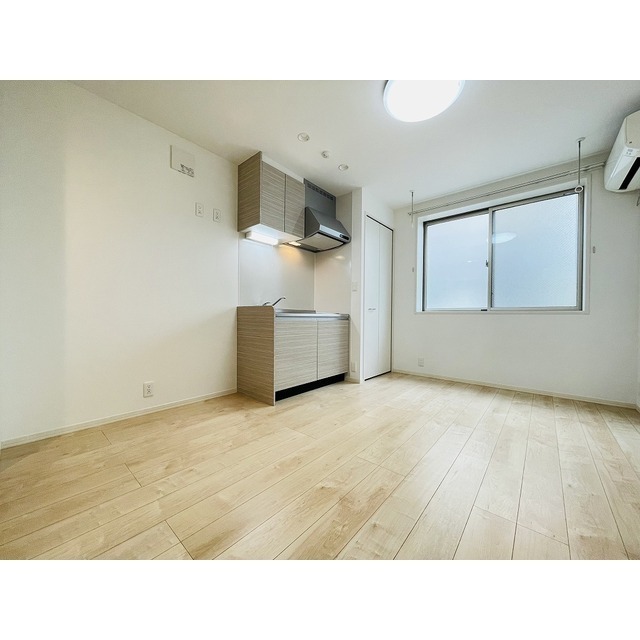 コーラルレジデンス東京 リビング