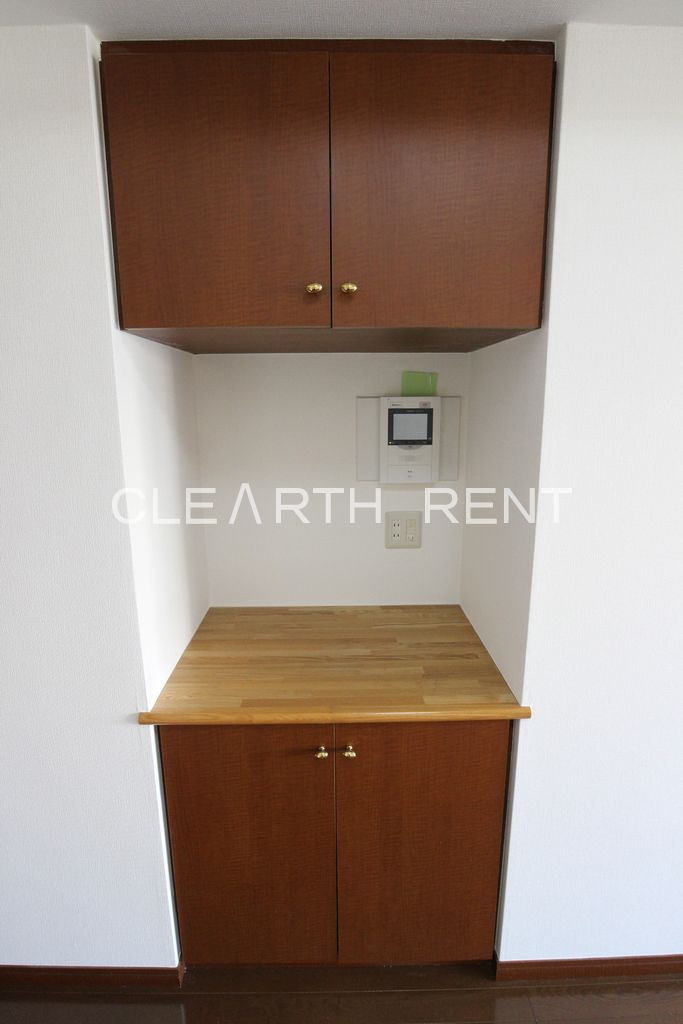 サンレイ広尾エクセレンテ こまごまとしたものを収納できそうですね