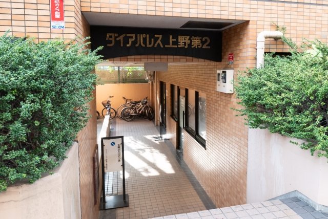 ダイアパレス上野第Ⅱ7階 エントランス