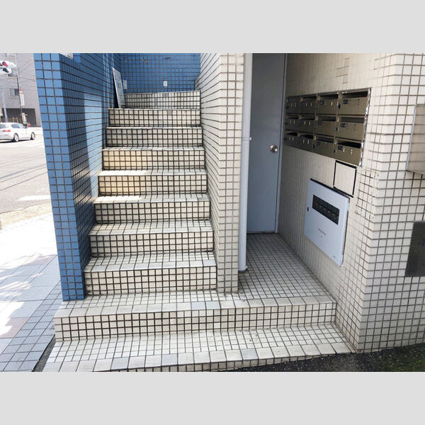 サンハイツ湘南 エントランス