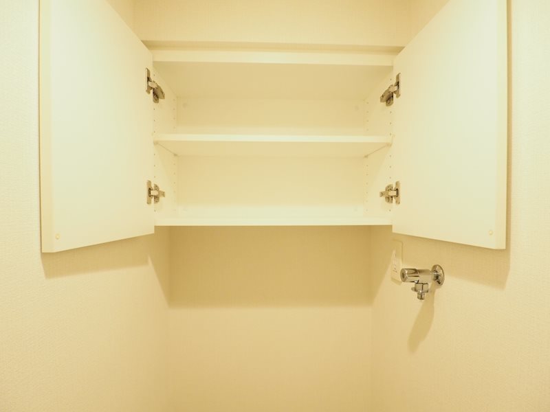 レジディア目黒Ⅳ4階 収納