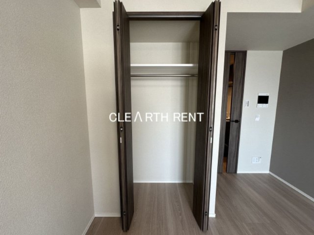 コンシェリア駒込 ＨＩＬＬＴＯＰ ＳＱＵＡＲＥ7階 ハンガーパイプ付きクローゼット