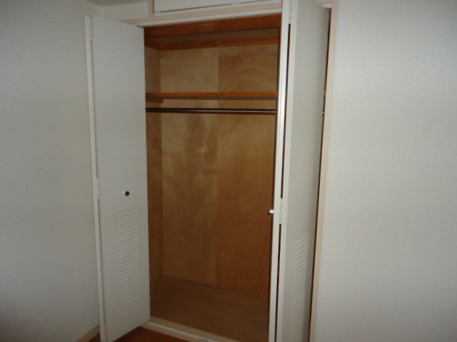 ラ・クラッセ西寺尾0405号室 収納