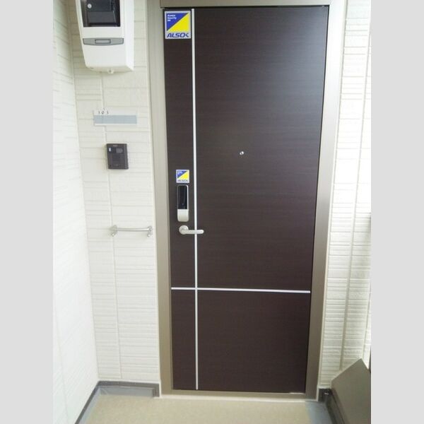 エスタシア花 玄関