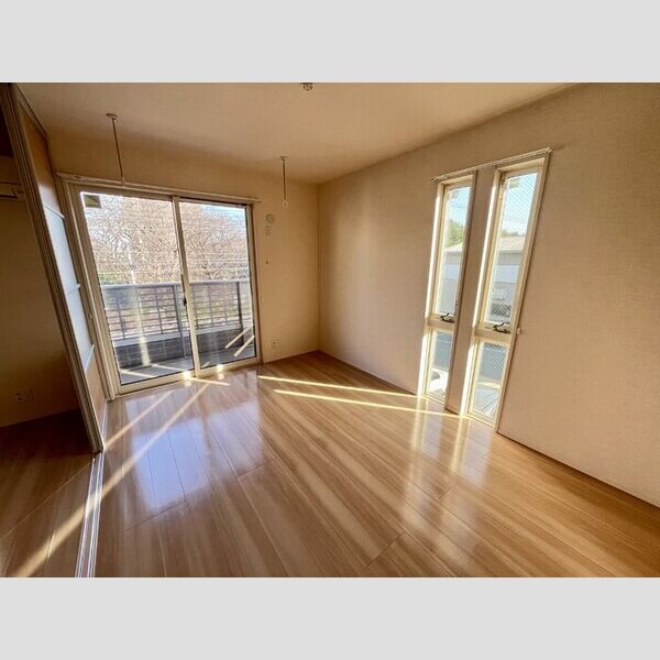 ソレイユ202号室 東側洋室