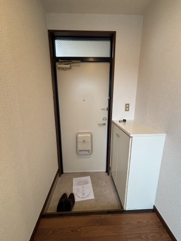 クーノス片倉0205号室 玄関