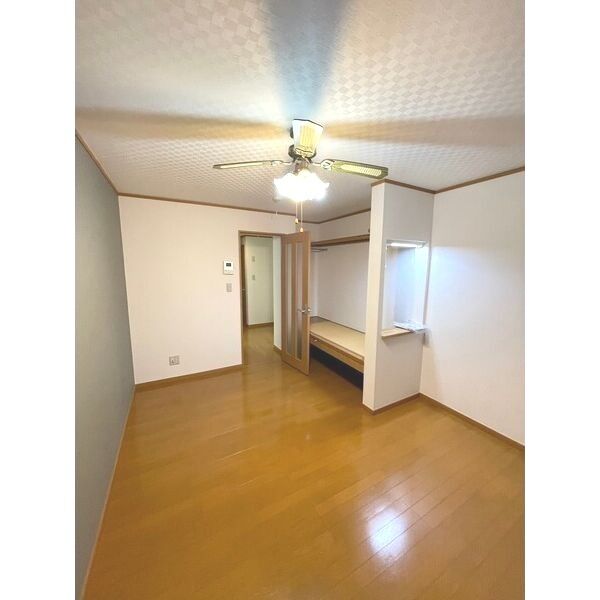 ミアカーサ・エフ リビング