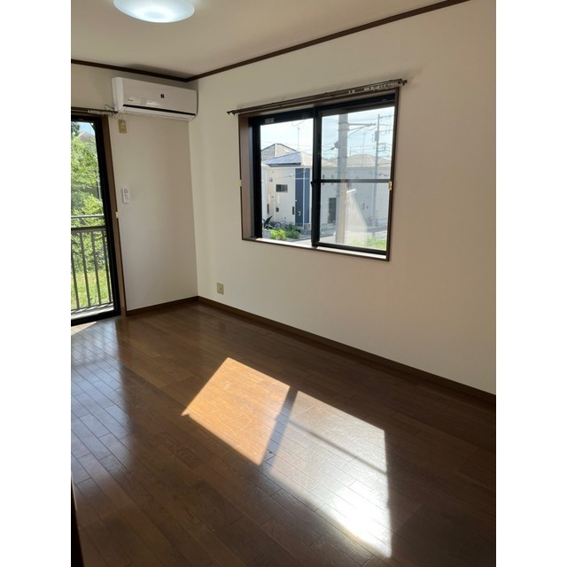 メゾン・ラフィーネⅡ リビング