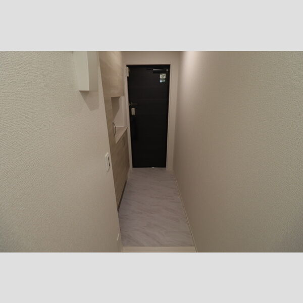 D Paina 旭町202号室 玄関