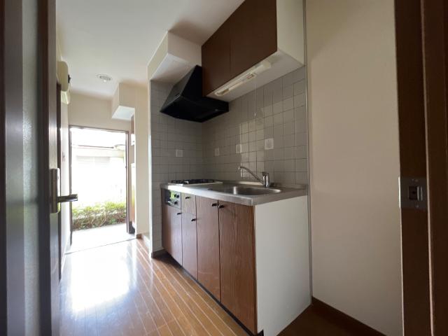 ロズウェルシブヤ102号室 キッチン