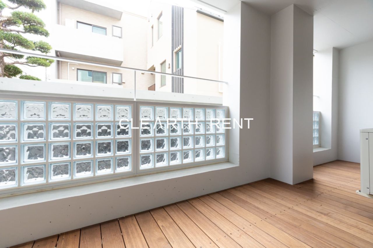 アスタルテ上原2階 開放的で明るい空間を演出してくれるバルコニー