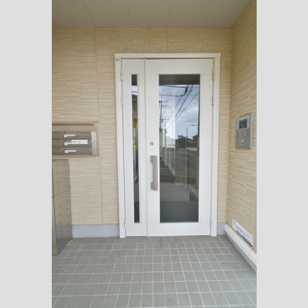 フォンティーヌ　　S203号室 エントランス