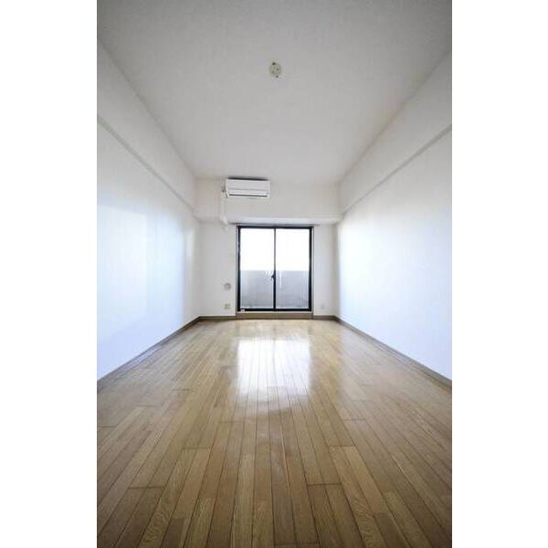 メゾン・ド・ヴィレ高輪 リビング