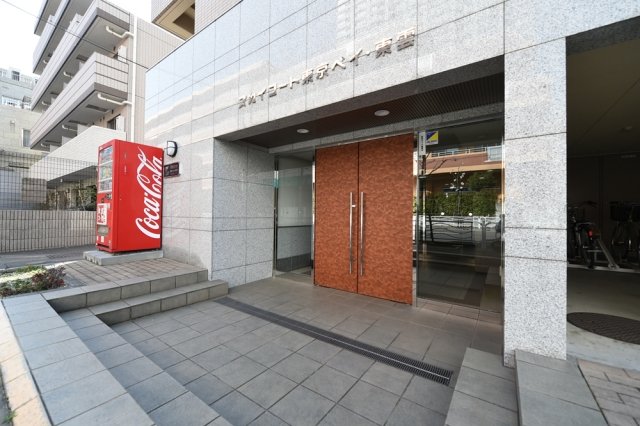 スカイコート東京ベイ・東雲 エントランス