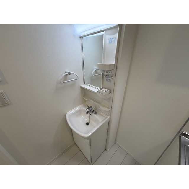 MQuarto一之江201号室 内観