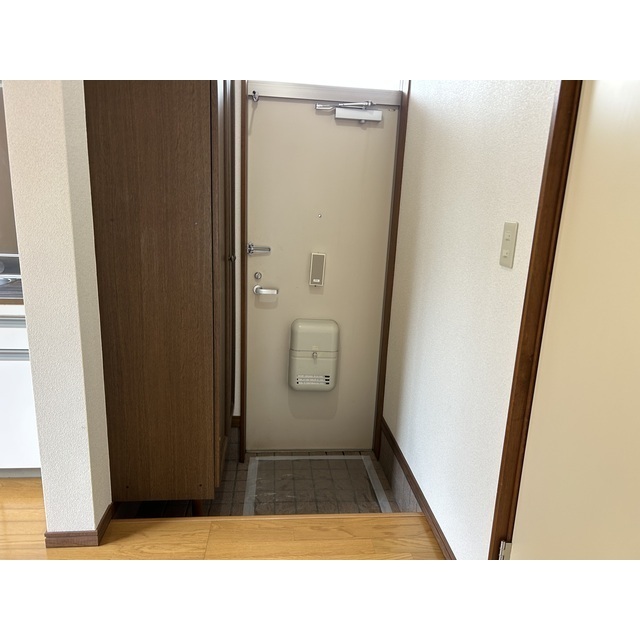 メゾン・ラフィーネⅠ 玄関