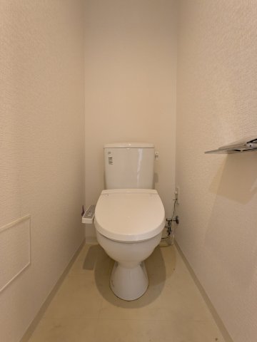 アジールコート池上112号室 トイレ